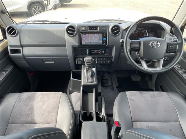 ランドクルーザー702.8 AX ディーゼル 4WD