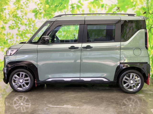 デリカミニT プレミアム 4WD