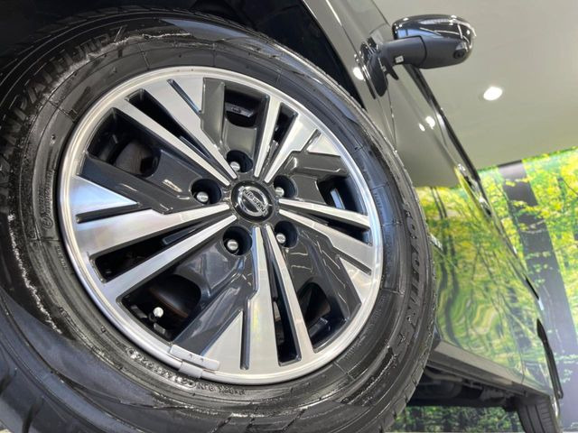 �y����15�C���`�A���~�z�C�[���z�O�ςɃ}�b�`���������A���~�z�C�[���𑕒����Ă���܂��B�e��ЊO�A���~�z�C�[����A�X�^�b�h���X�^�C�����戵�����Ă���܂��B���񂲑��k����������
