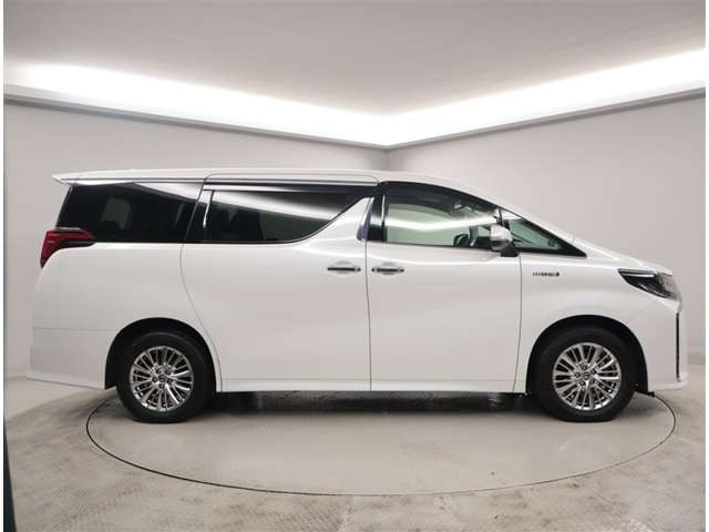 アルファードハイブリッド 2.5 SR E-Four 4WD