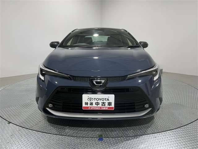 カローラ1.8 ハイブリッド W×B E-Four 4WD