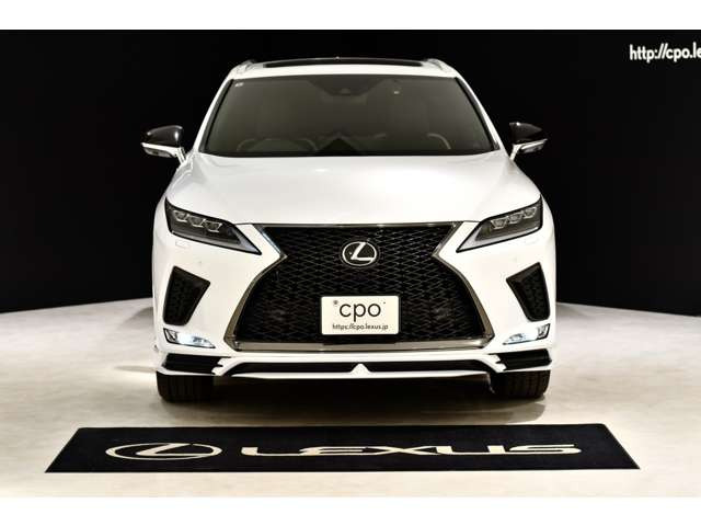 RX300 Fスポーツ 4WD