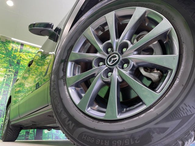 �y����16�C���`�A���~�z�C�[���z�O�ςɃ}�b�`���������A���~�z�C�[���𑕒����Ă���܂��B�e��ЊO�A���~�z�C�[����A�X�^�b�h���X�^�C�����戵�����Ă���܂��B���񂲑��k����������