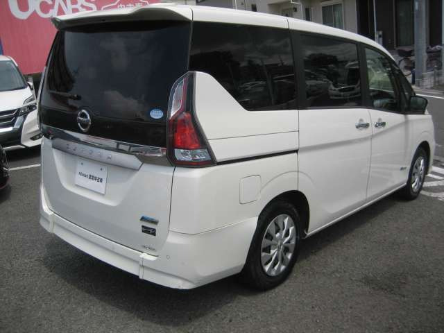 セレナ2.0 X チェアキャブ スロープタイプ 車いす1名 サード仕様