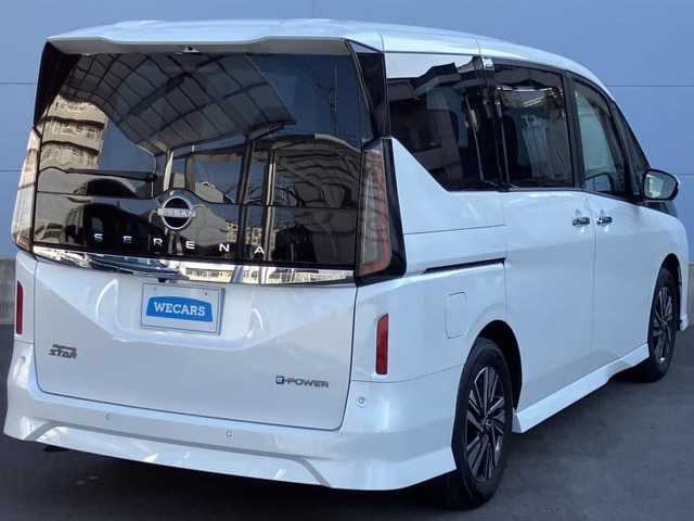 セレナ1.4 e-POWER ハイウェイスターV