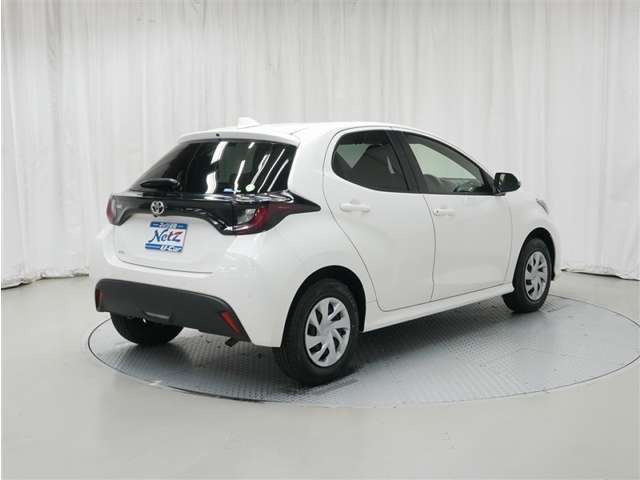 ヤリス1.5 X 4WD