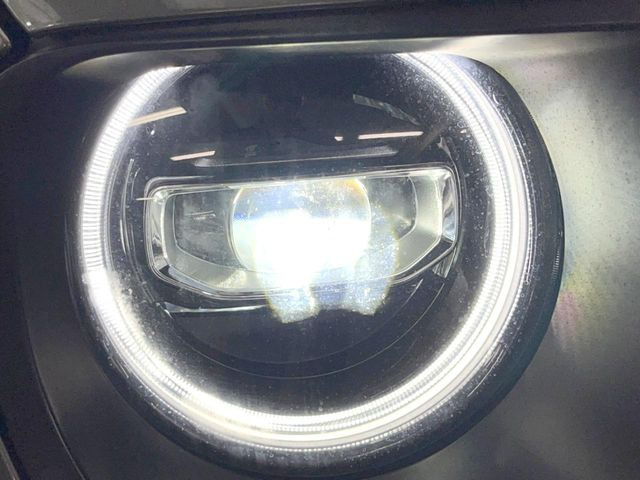 ��LED�w�b�h���C�g:��ԑ��s�����ǍD�Ȏ��E���m�ۂ����S���ĉ^�]�ł��鍂�P�xLED�w�b�h���C�g�𑕔�!�_�����x�������A����d�͂��}�����Ă��܂��B