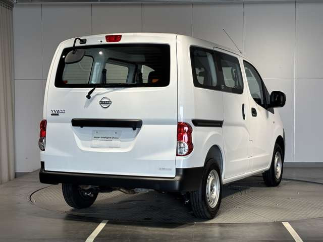 NV200バネットバン1.6 DX 4WD