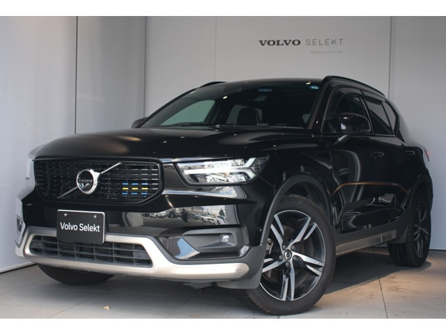 XC40B4 AWD Rデザイン 4WD