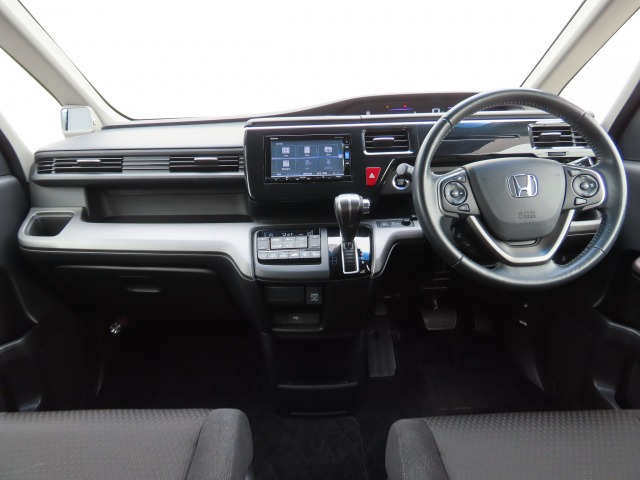 ステップワゴン1.5 スパーダ ホンダ センシング 4WD
