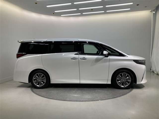 アルファードハイブリッド 2.5 Z E-Four 4WD