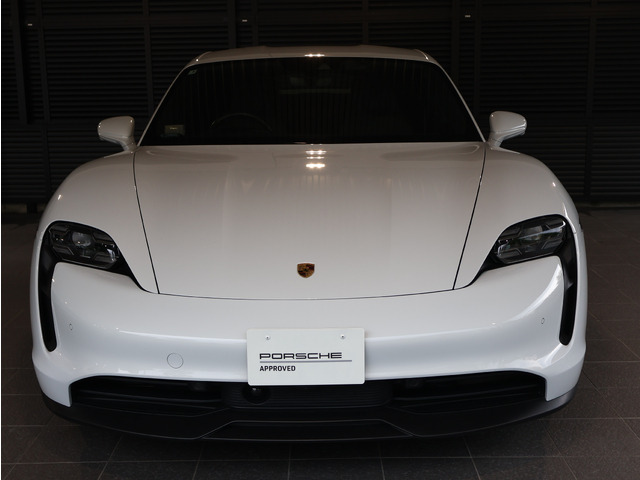 タイカン4S パフォーマンスバッテリー 4シート 4WD