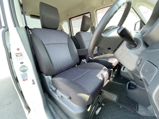�^�]�Ȃ܂��ɂ͏\���ȃX�y�[�X������A�啿�ȕ��ł��������^�]���Ă�����������ł��B