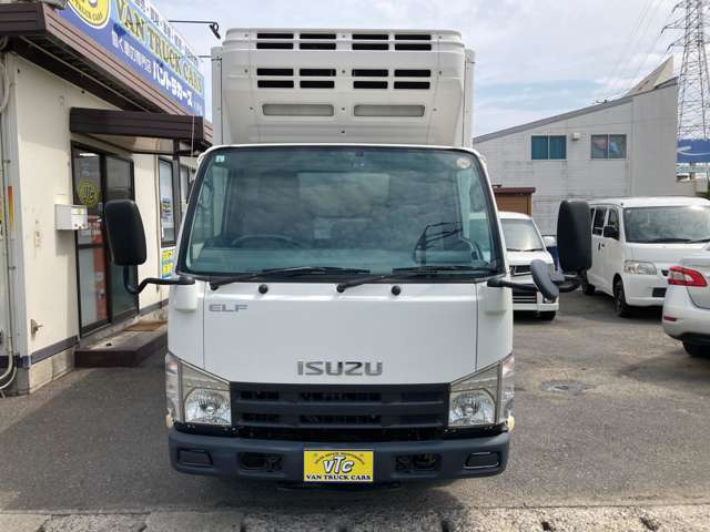 エルフ冷蔵冷凍車