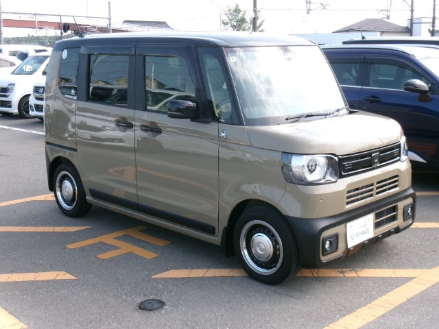N-BOXジョイ ターボ 2トーン