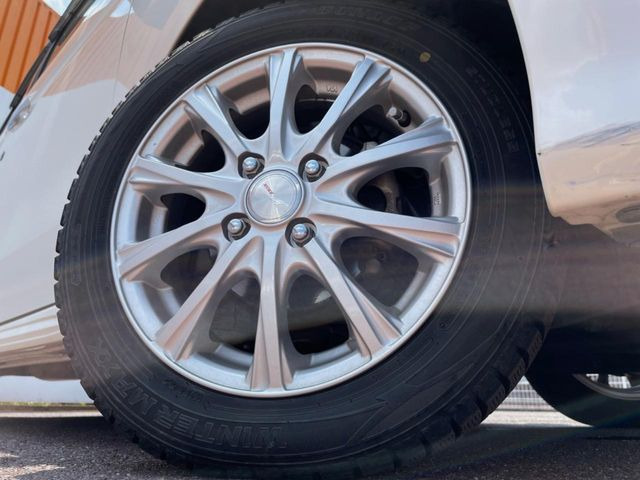 �y14�C���`�A���~�z�C�[���z�O�ςɃ}�b�`�����A���~�z�C�[���𑕒����Ă���܂��B�e��A���~�z�C�[����A�X�^�b�h���X�^�C�����戵�����Ă���܂��B���񂲑��k����������