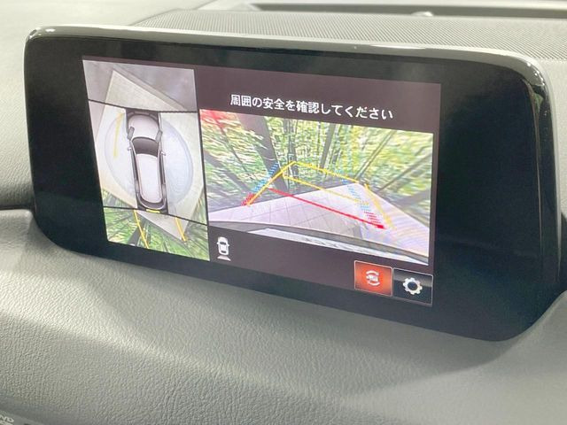 �y360&deg;�r���[���j�^�[�z��p�̃J�����ɂ��A�ォ�猩���낵���悤�Ȏ��_��360�x�N���}�̎��͂��m�F���邱�Ƃ��ł��܂������p�������m�F���₷���A�����ꏊ�ł̐؂�Ԃ��⒓�Ԃ��X���[�Y�ɍs���܂��B
