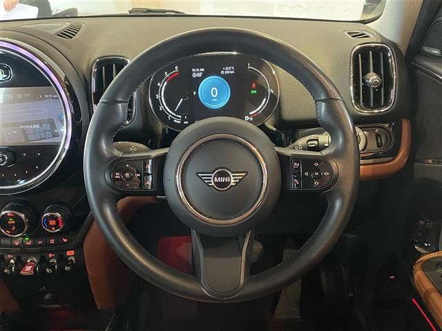 ミニクロスオーバークーパー SD オール4 4WD