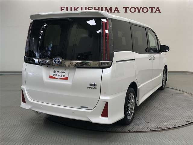 ノア1.8 ハイブリッド Si W×B II