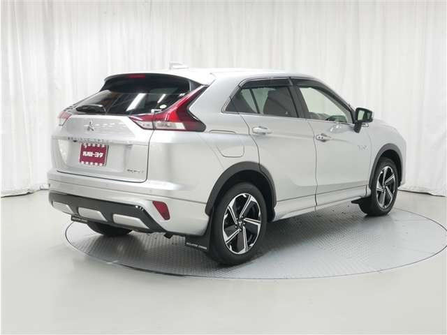 エクリプスクロスPHEV 2.4 P 4WD
