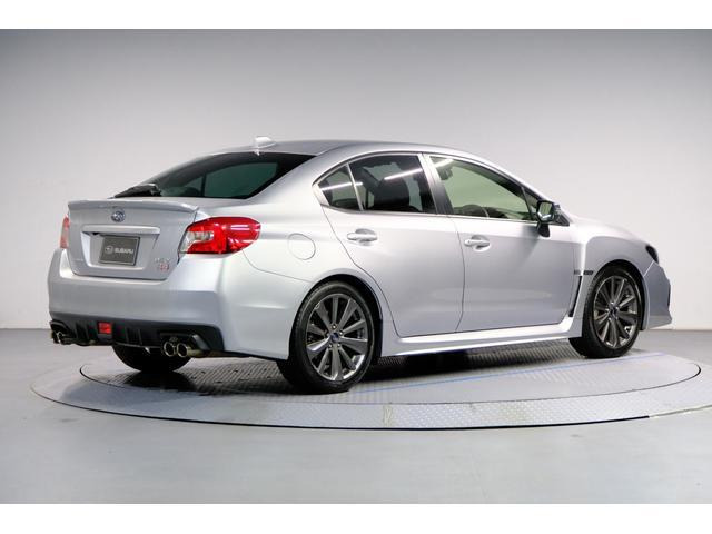 WRXS4 2.0 GT アイサイト 4WD