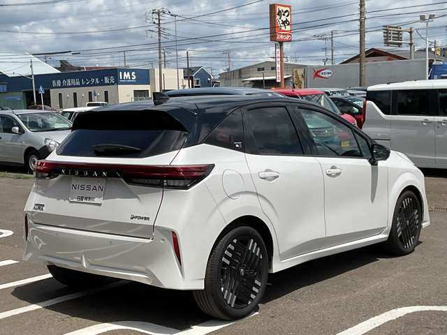 ノートオーラ1.2 G レザーエディション