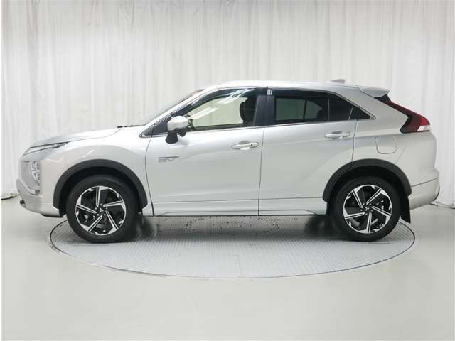 エクリプスクロスPHEV 2.4 P 4WD