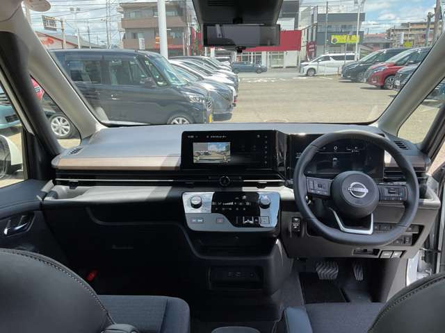 セレナ1.4 e-POWER ハイウェイスターV
