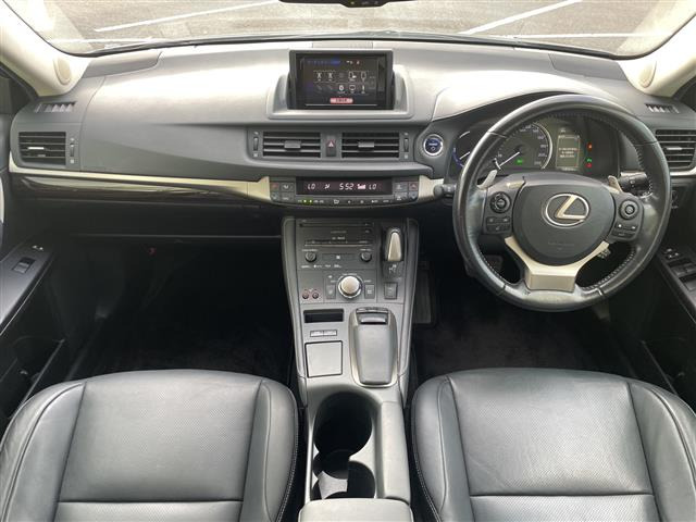 CT200h バージョン L