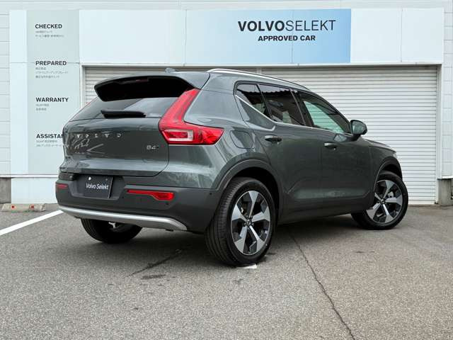 XC40ウルトラ B4 AWD 4WD