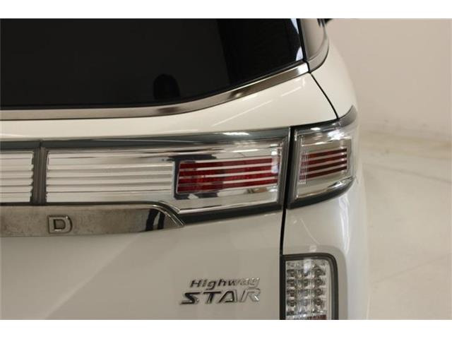 �ቿ�i�ŗǎ��Ȃ��Ԃ�S�Б���3,000�݌ɂ��炨�I�т��������܂��B�c�Ǝ��� 10:00�`19:00
