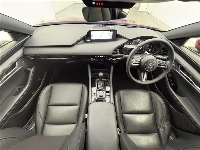 MAZDA3ファストバック1.8 XD Lパッケージ