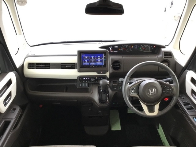 N-BOXL ターボ 4WD