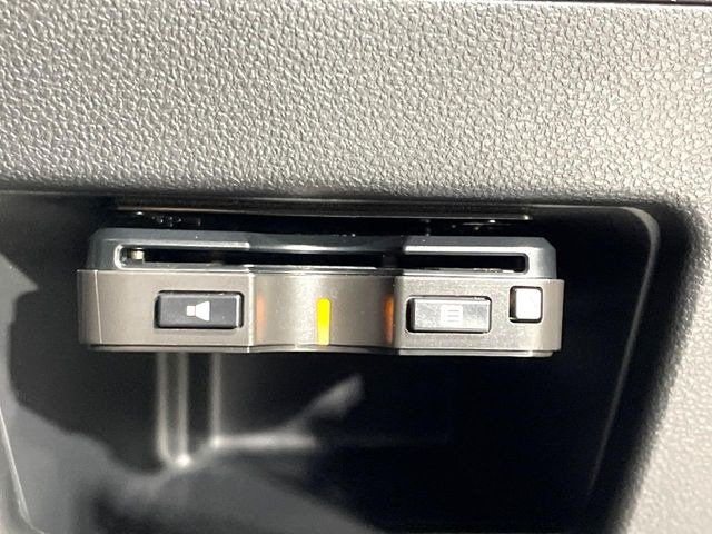 【ETC】高速道路の料金所をストレスなく通過!話題のスポットやサービスエリアに多い「スマートIC」利用時は必須のアイテムです。当店でセットアップを実施、ご納車当日からすぐにご利用いただけます!