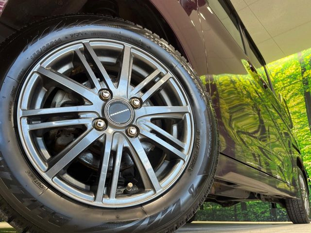 �y14�C���`�A���~�z�C�[���z�O�ςɃ}�b�`�����A���~�z�C�[���𑕒����Ă���܂��B�e��A���~�z�C�[����A�X�^�b�h���X�^�C�����戵�����Ă���܂��B���񂲑��k����������
