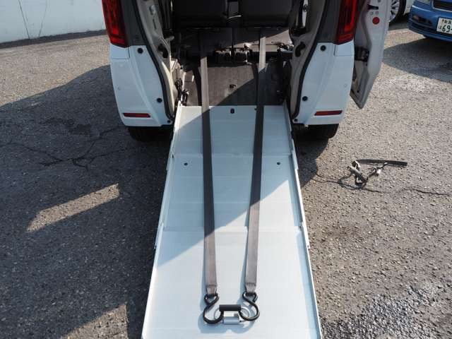 N-BOXG スロープ 車いす専用装備装着車 4WD