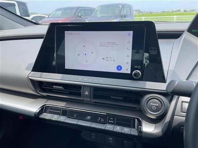プリウス1.8 U E-Four 4WD