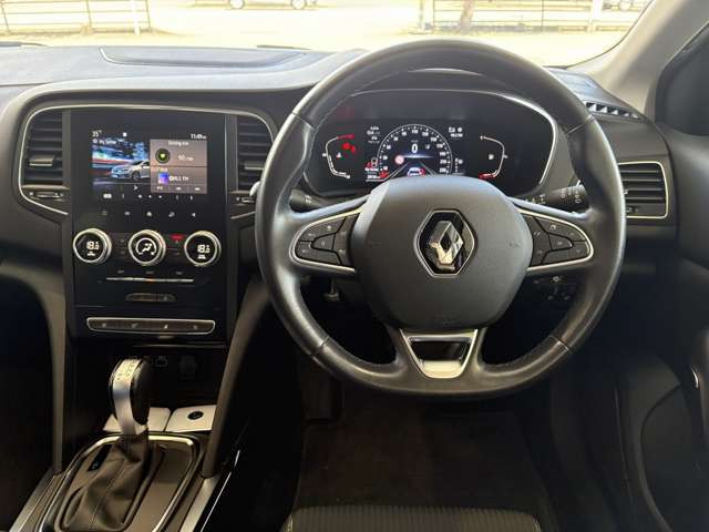 �u�X�|�[�c�c�A���[ �C���e���X�v�ɂ́A159�n��/270N�Em�𔭐�����1.3L �����^�[�{�G���W�����ځB