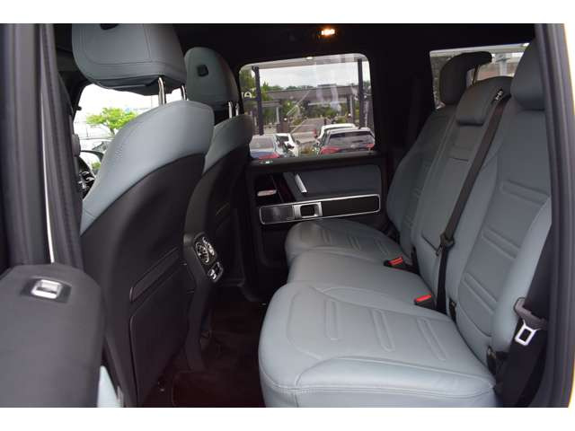 GクラスG450d AMGラインパッケージ (ISG) 4WD