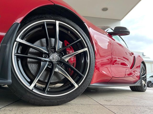 �y����19�C���`�A���~�z�C�[���z�O�ςɃ}�b�`���������A���~�z�C�[���𑕒����Ă���܂��B�e��ЊO�A���~�z�C�[����A�X�^�b�h���X�^�C�����戵�����Ă���܂��B���񂲑��k����������