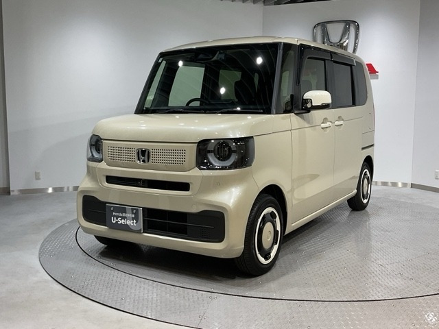 N-BOXファッションスタイル モノトーン
