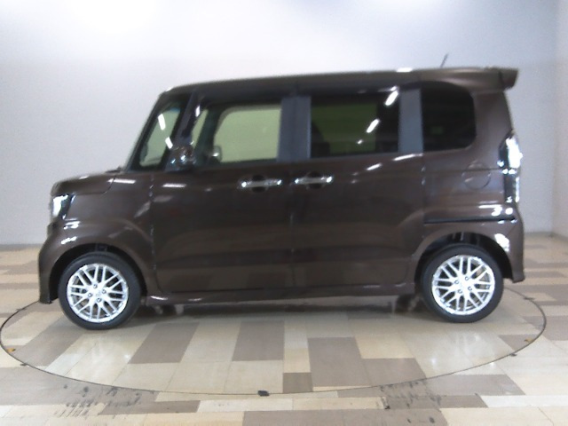 N-BOXカスタムEX ターボ 4WD