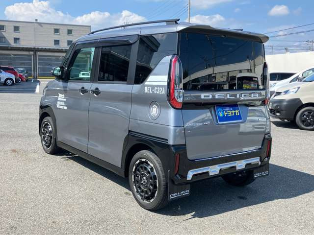 デリカミニT プレミアム 4WD