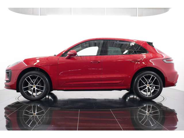 <��v����> 2.0L ����4�C��DOHC�^�[�{�A265ps/40.8kgm�A�S��&times;�S��&times;�S��mm 4.73&times;1.93&times;1.63m�A�ԗ��d�� 1870kg