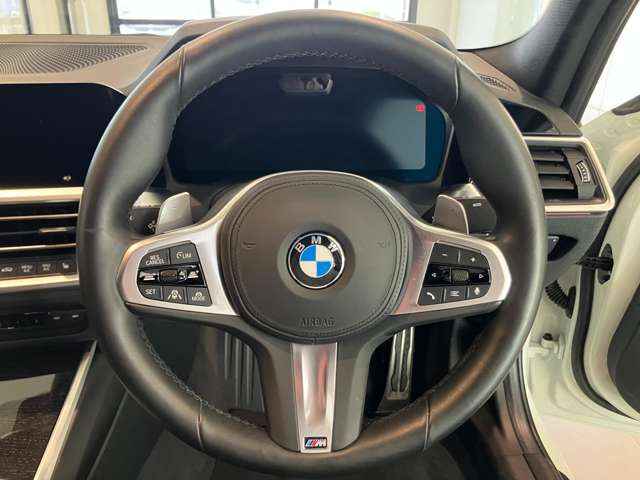 3シリーズセダン330i Mスポーツ