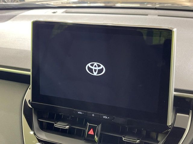 �y10.5�C���` �f�B�X�v���C�I�[�f�B�I�z���ʂ̃f�B�X�v���C��AppleCarPlay��AndroidAuto�����p�\�B�傫�ȉ�ʂŃX�}�z�i�r�A�v���������p���������܂���