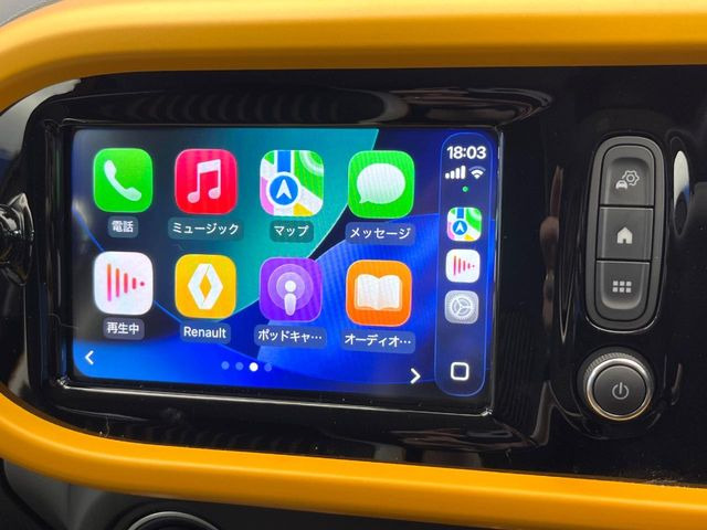��Apple Car Play:�X�}�z�Ƃ̗L���ڑ��ŁA�i�r�E�I�[�f�B�I�Đ��ȂǃX�}�z�̃A�v���@�\����ʂł��g����֗��@�\�ł�!