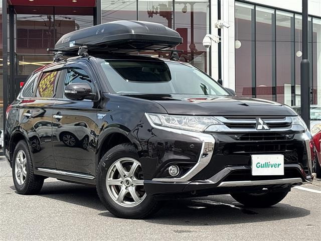 アウトランダーPHEV2.0 G ナビパッケージ 4WD
