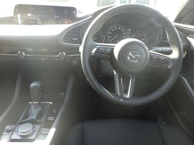 MAZDA3ファストバック1.5 15S ブラック セレクション