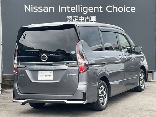 セレナ1.2 e-POWER ハイウェイスターV
